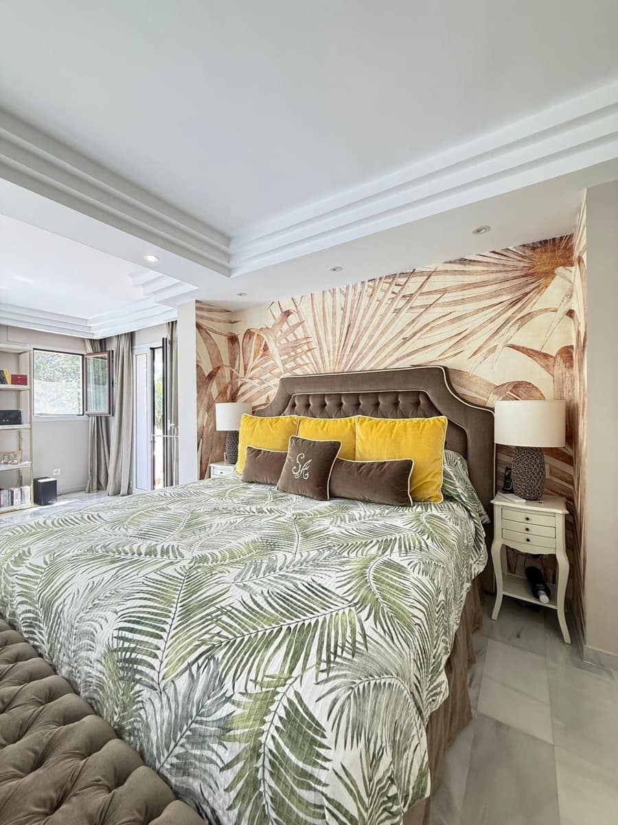 4 quarto Moradia para arrendar em El Paraiso com piscina - 18 000 € (Ref: 9456690)