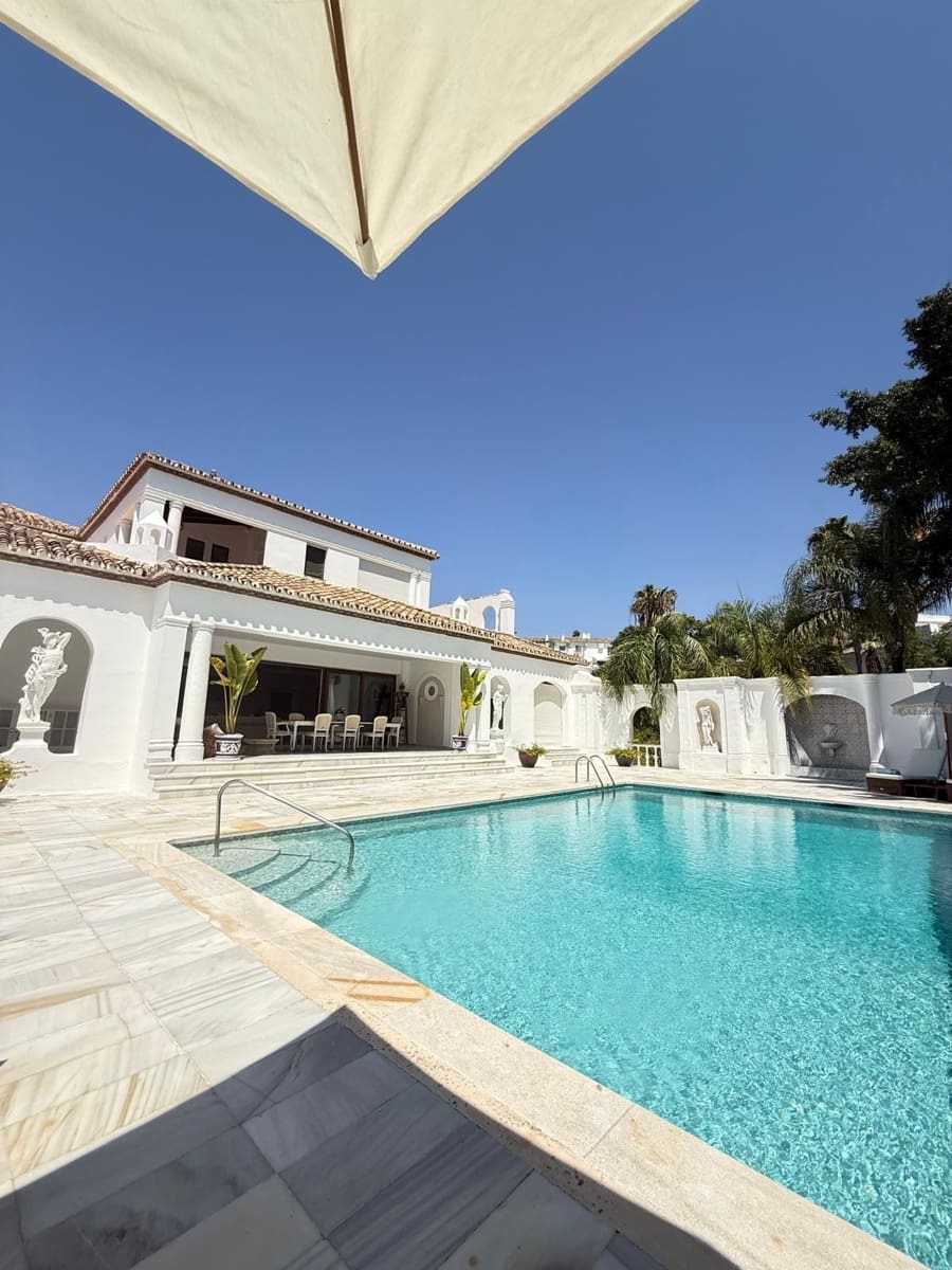 4 quarto Moradia para arrendar em El Paraiso com piscina - 18 000 € (Ref: 9456690)