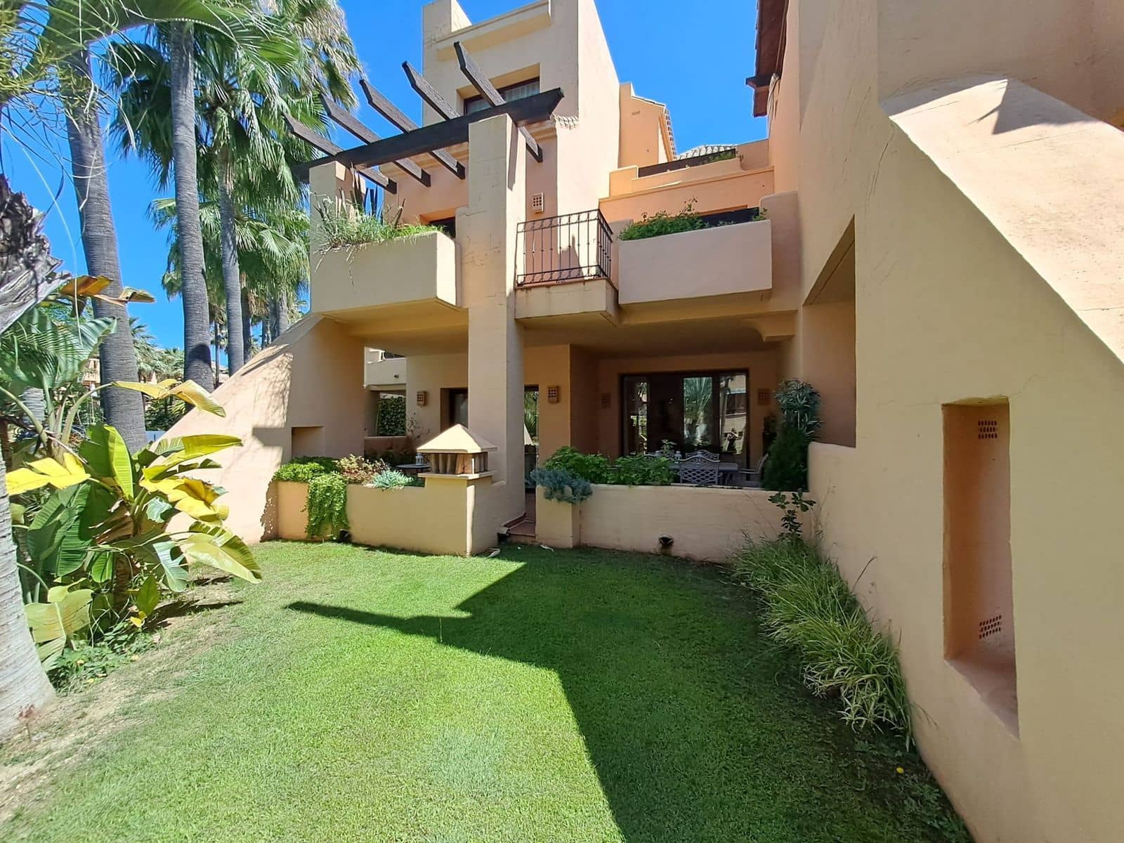 3 camera da letto Appartamento da affitare come casa vacanza in San Pedro de Alcantara con piscina - 2.000 € (Rif: 9456696)