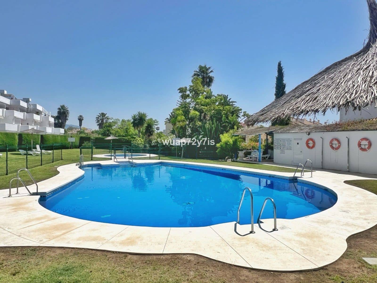 2 slaapkamer Penthouse te koop in El Paraiso - € 390.000 (Ref: 9456700)