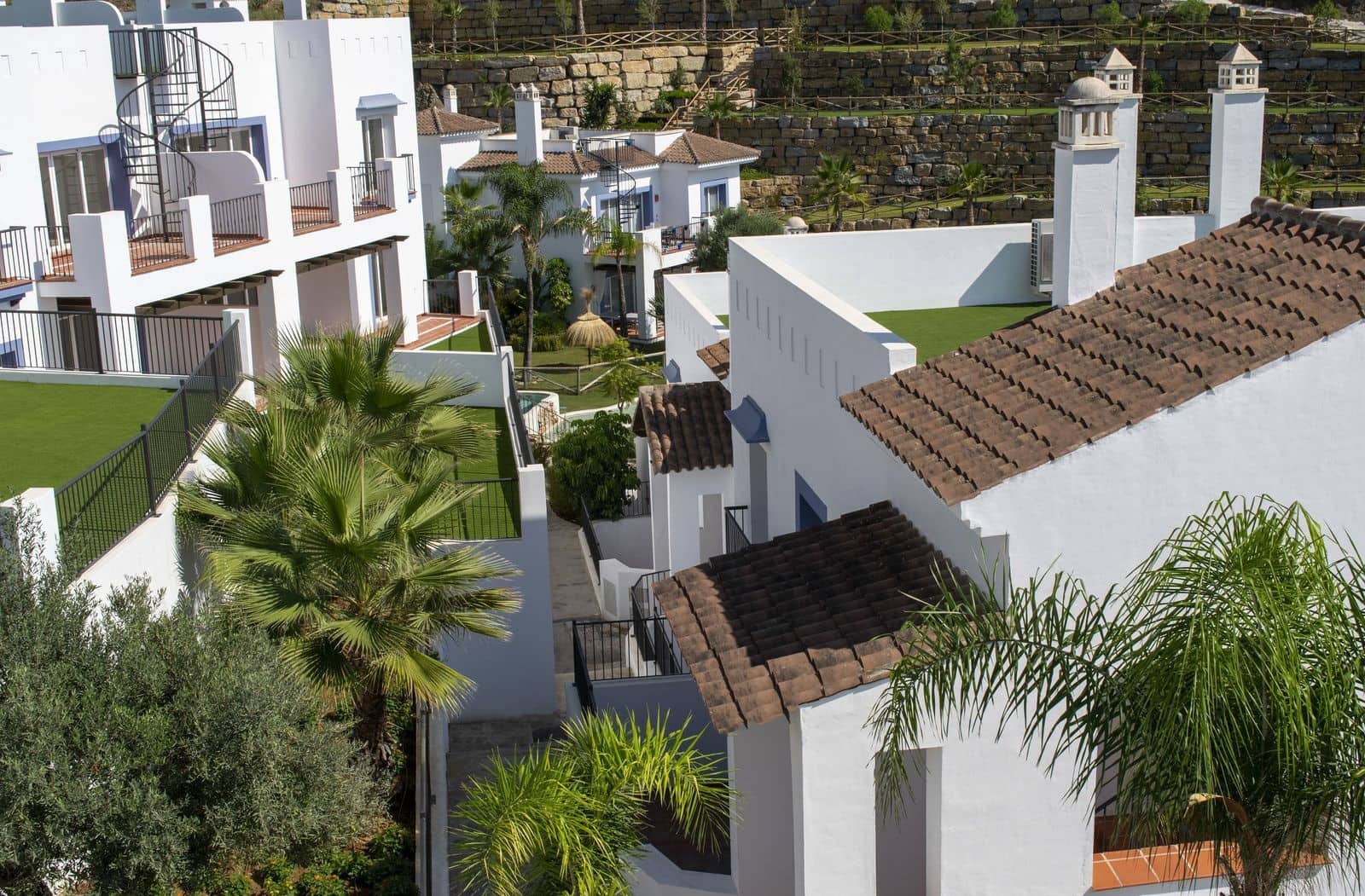 2 slaapkamer Penthouse te koop in El Paraiso met zwembad garage - € 650.000 (Ref: 9456709)