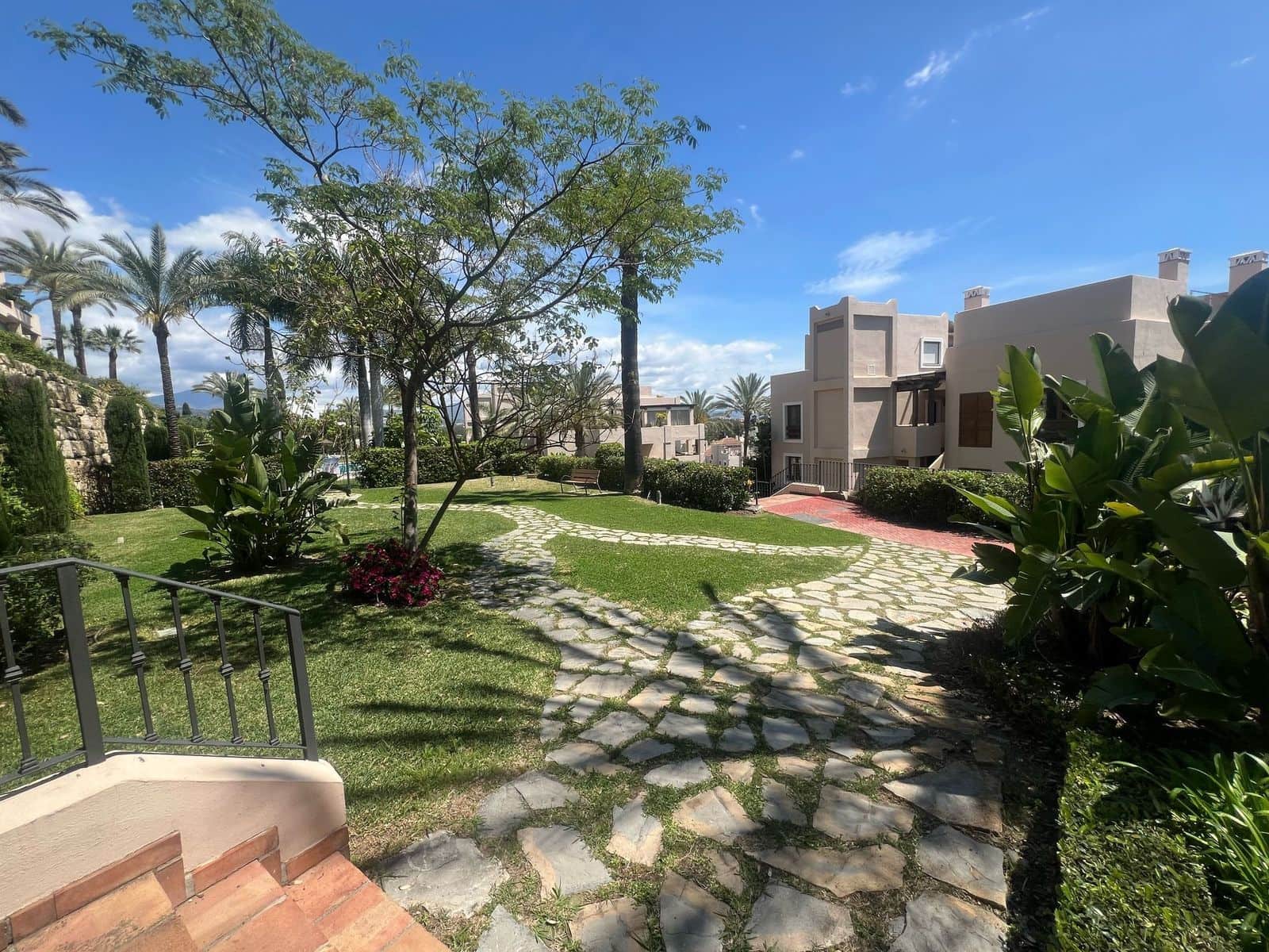 3 quarto Apartamento para venda em El Paraiso - 695 000 € (Ref: 9456717)