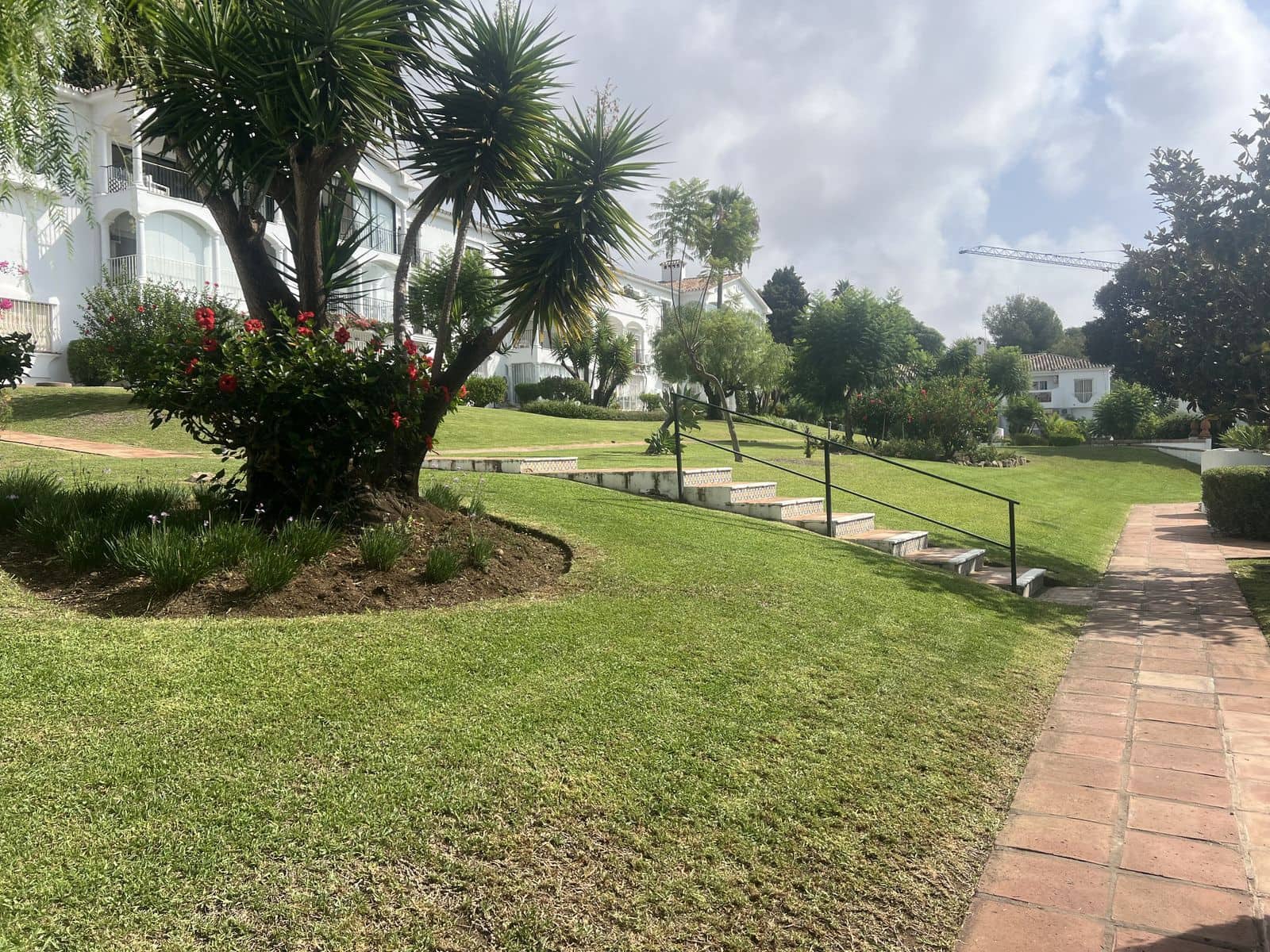 2 Zimmer Apartment zu verkaufen in El Paraiso - 358.000 € (Ref: 9456722)