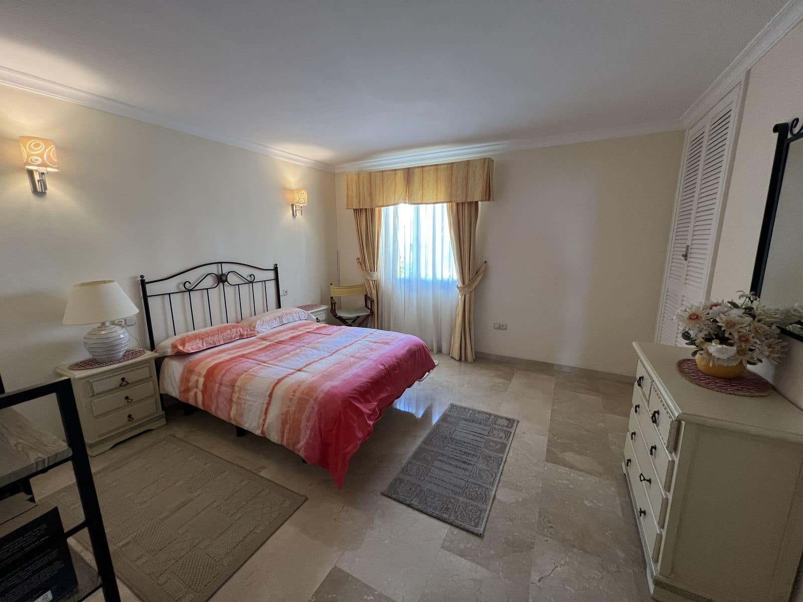 3 quarto Casa em Banda para venda em El Paraiso - 595 000 € (Ref: 9456723)