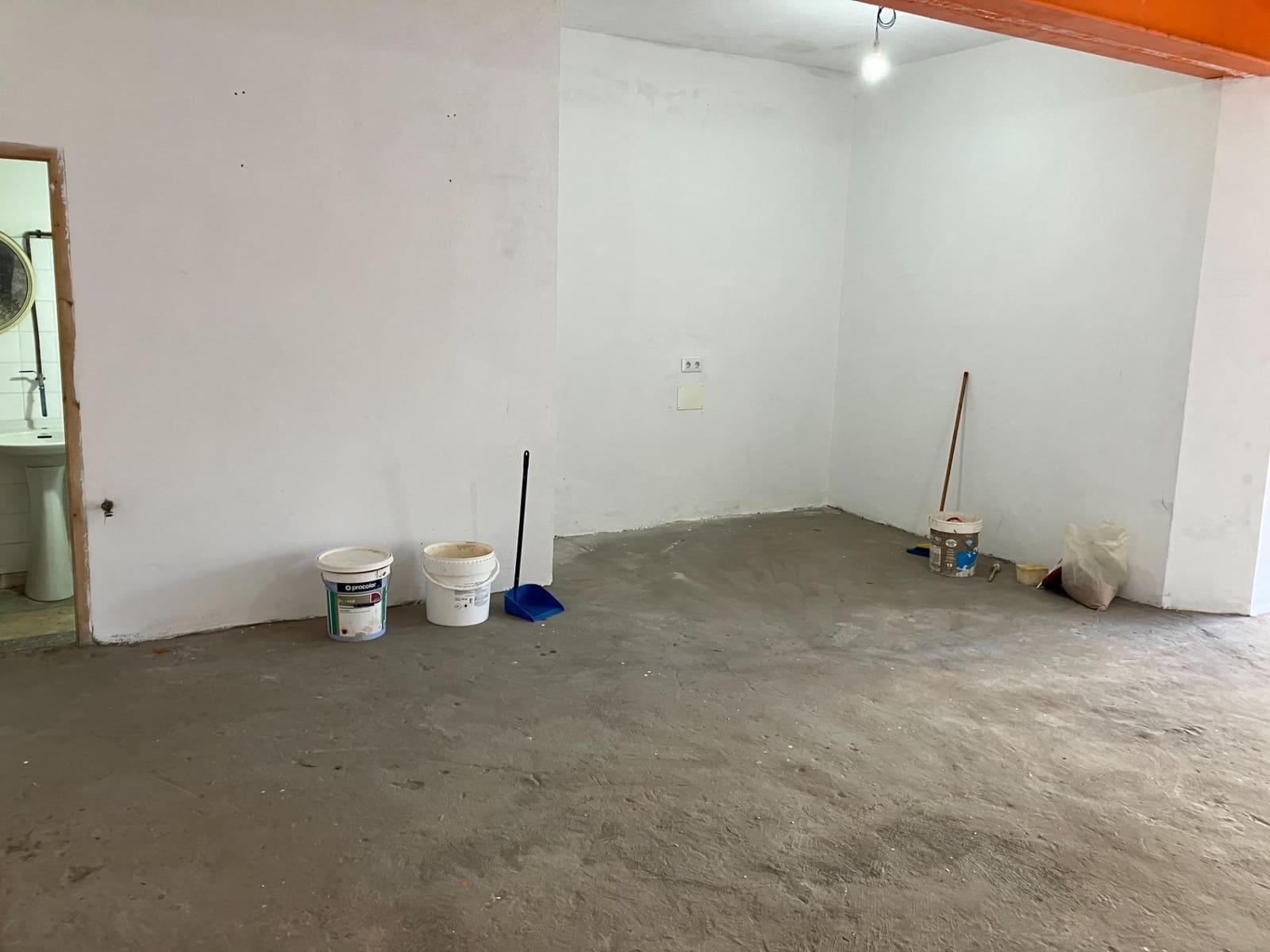 Garage til salg i Mahon / Mao - € 105.000 (Ref: 8851655)