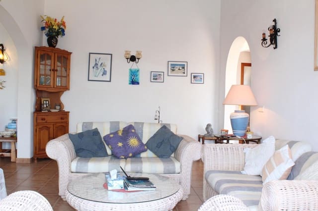 3 camera da letto Villa in vendita in San Luis / Sant Lluís con piscina - 800.000 € (Rif: 9075782)