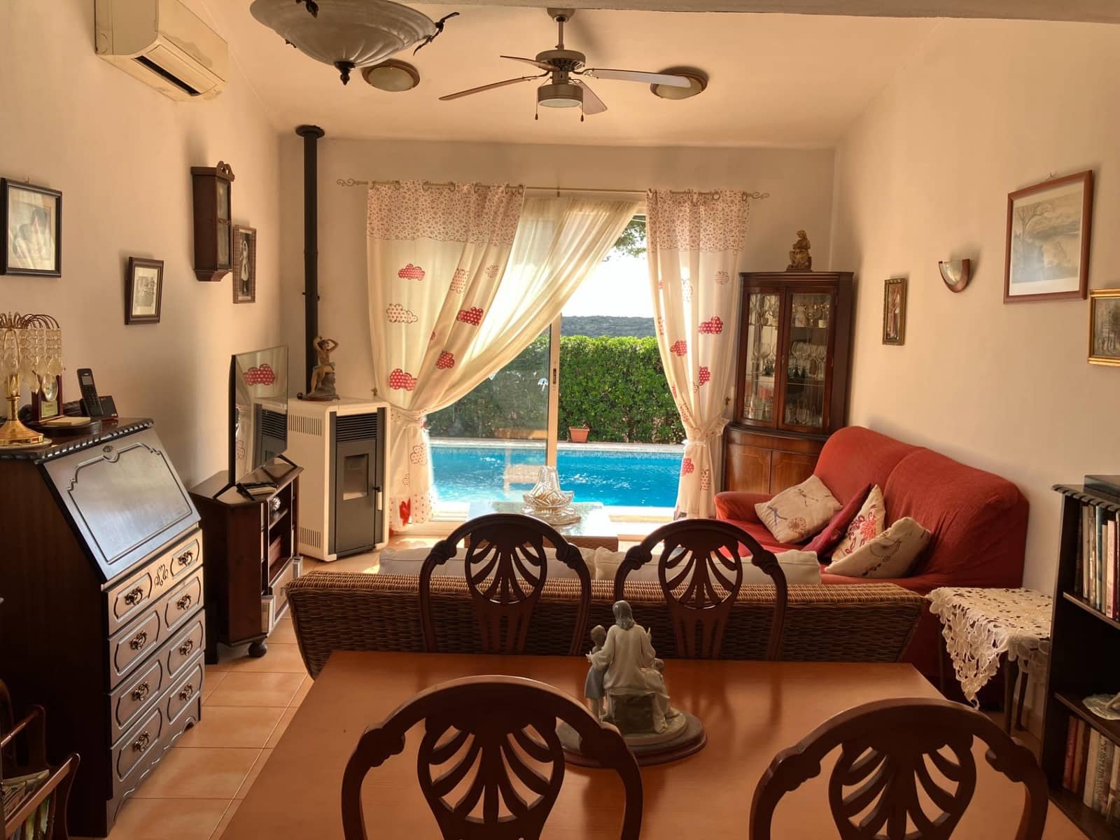 3 slaapkamer Villa te koop in Cala'n Porter met zwembad - € 435.000 (Ref: 9257228)