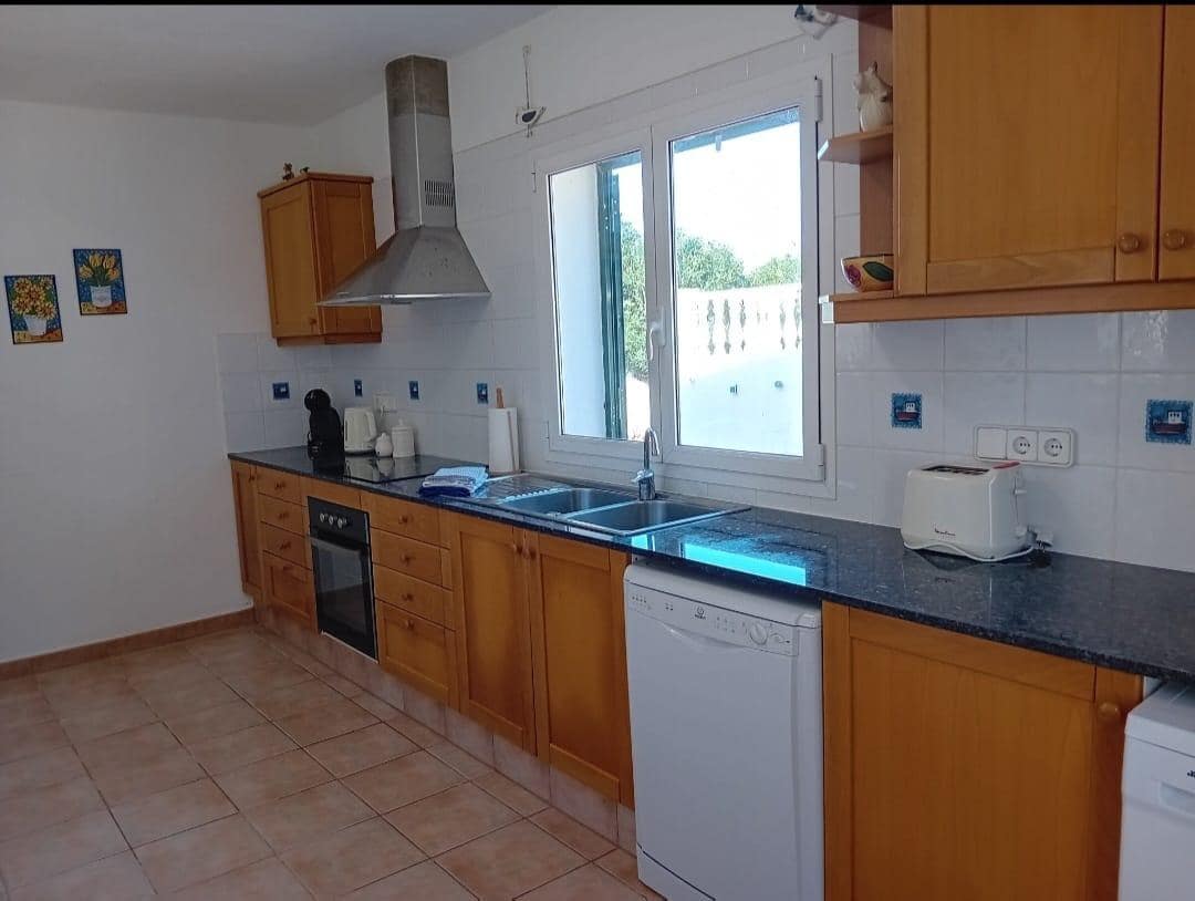 3 chambre Villa/Maison à vendre à Cala'n Porter avec piscine - 595 000 € (Ref: 9604927)