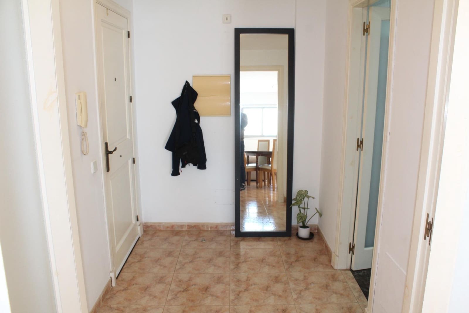 3 Zimmer Wohnung zu verkaufen in Mahon / Mao - 350.000 € (Ref: 9686361)