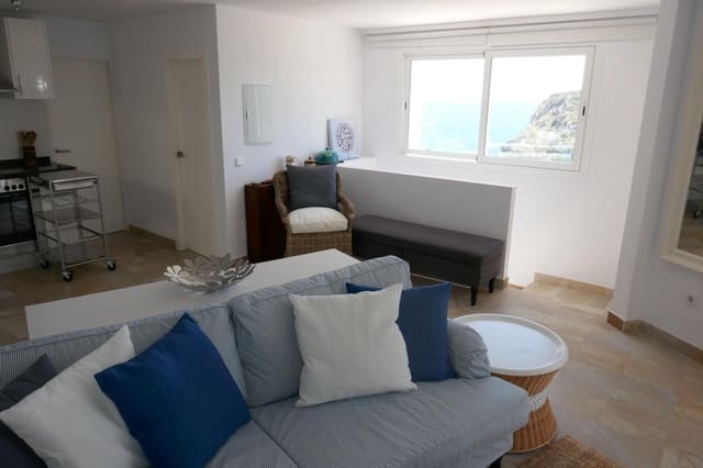 2 makuuhuone Huvila myytävänä paikassa Alayor / Alaior mukana uima-altaan - 675 000 € (Ref: 9939922)