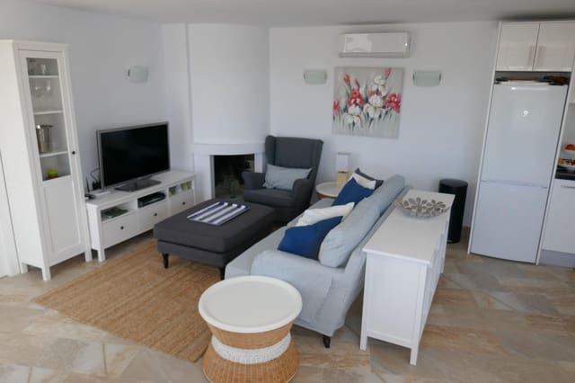 2 makuuhuone Huvila myytävänä paikassa Alayor / Alaior mukana uima-altaan - 675 000 € (Ref: 9939922)