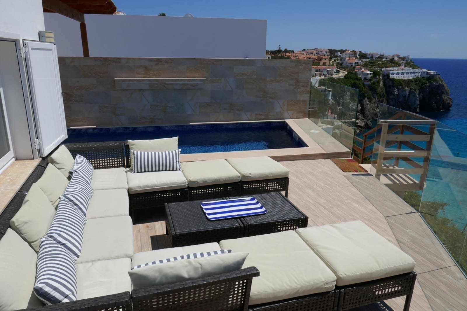 2 bedroom Villa for sale in Alayor / Alaior with pool - € 675,000 (Ref: 9939922)