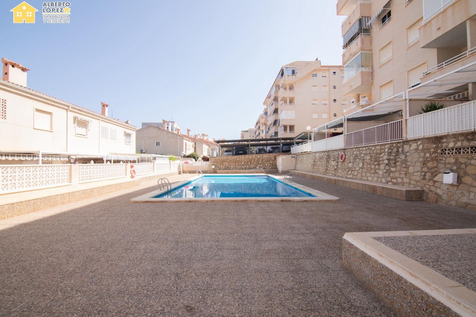 3 Zimmer Wohnung zu verkaufen in Arenales del Sol mit Pool - 320.000 € (Ref: 10003778)