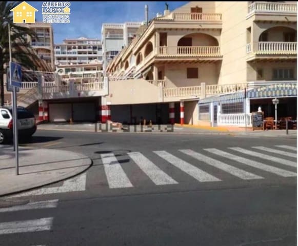Garaż na sprzedaż w Arenales del Sol, Elche / Elx - 20 000 € (Ref: 10022573)