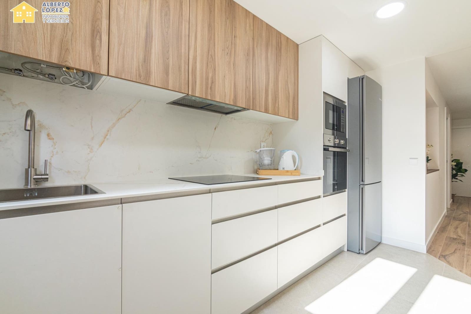 2 slaapkamer Flat te koop in Arenales del Sol - € 220.000 (Ref: 10032153)