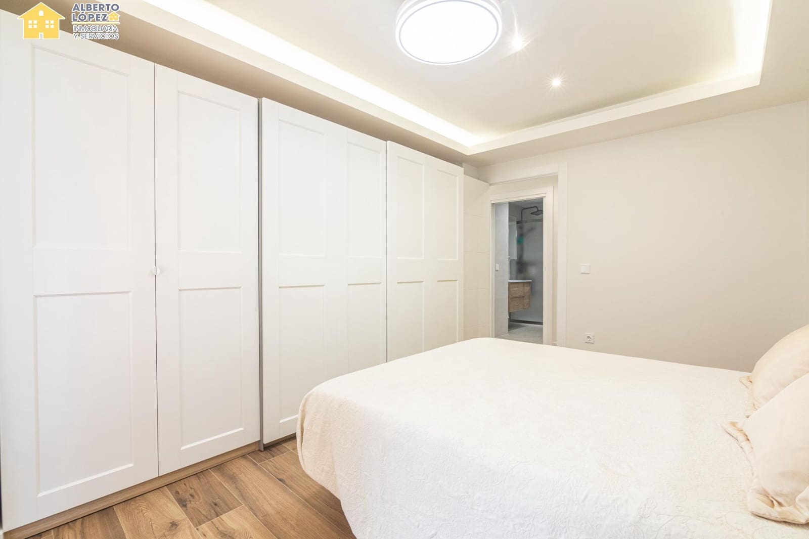 2 slaapkamer Flat te koop in Arenales del Sol - € 220.000 (Ref: 10032153)