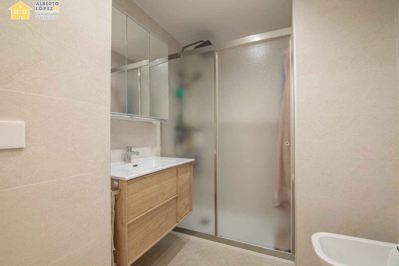 2 slaapkamer Flat te koop in Arenales del Sol - € 220.000 (Ref: 10032153)