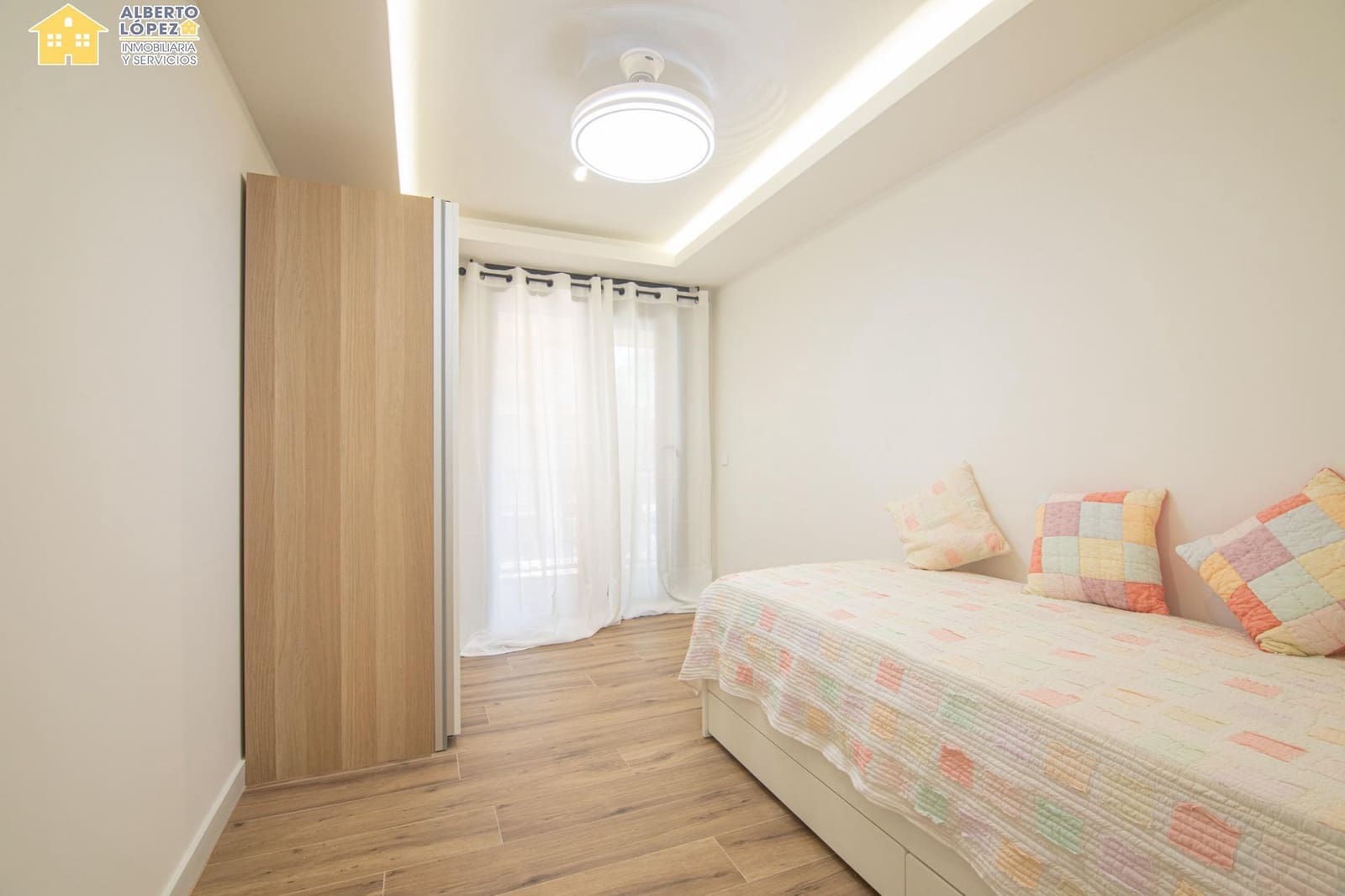 2 slaapkamer Flat te koop in Arenales del Sol - € 220.000 (Ref: 10032153)