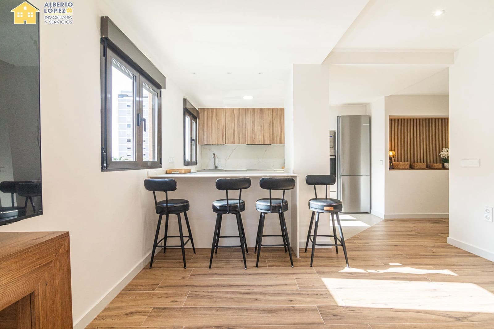 2 slaapkamer Flat te koop in Arenales del Sol - € 220.000 (Ref: 10032153)