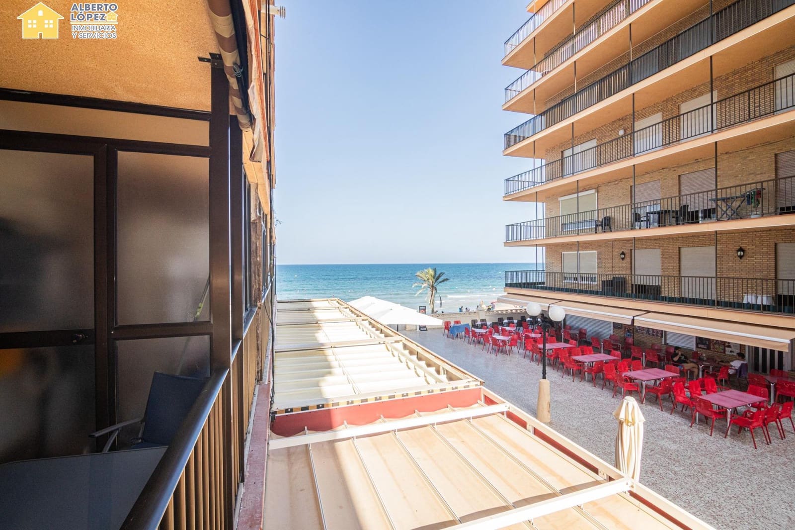 2 slaapkamer Flat te koop in Arenales del Sol - € 220.000 (Ref: 10032153)