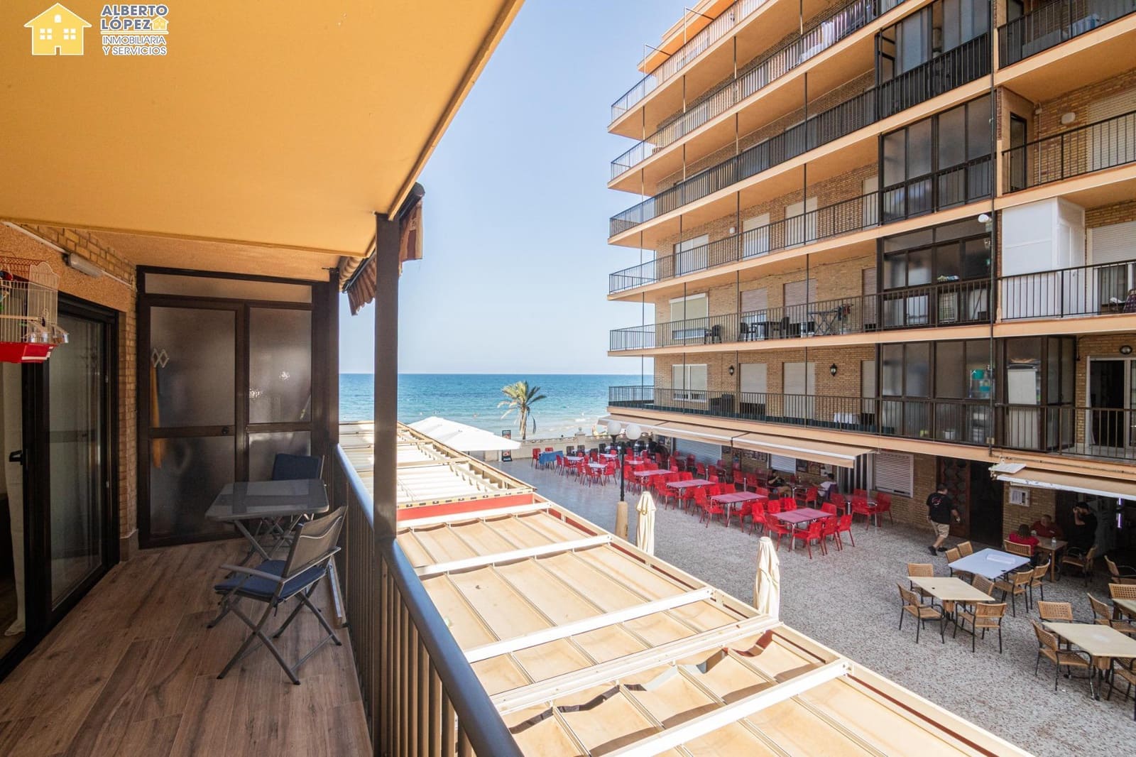 2 slaapkamer Flat te koop in Arenales del Sol - € 220.000 (Ref: 10032153)
