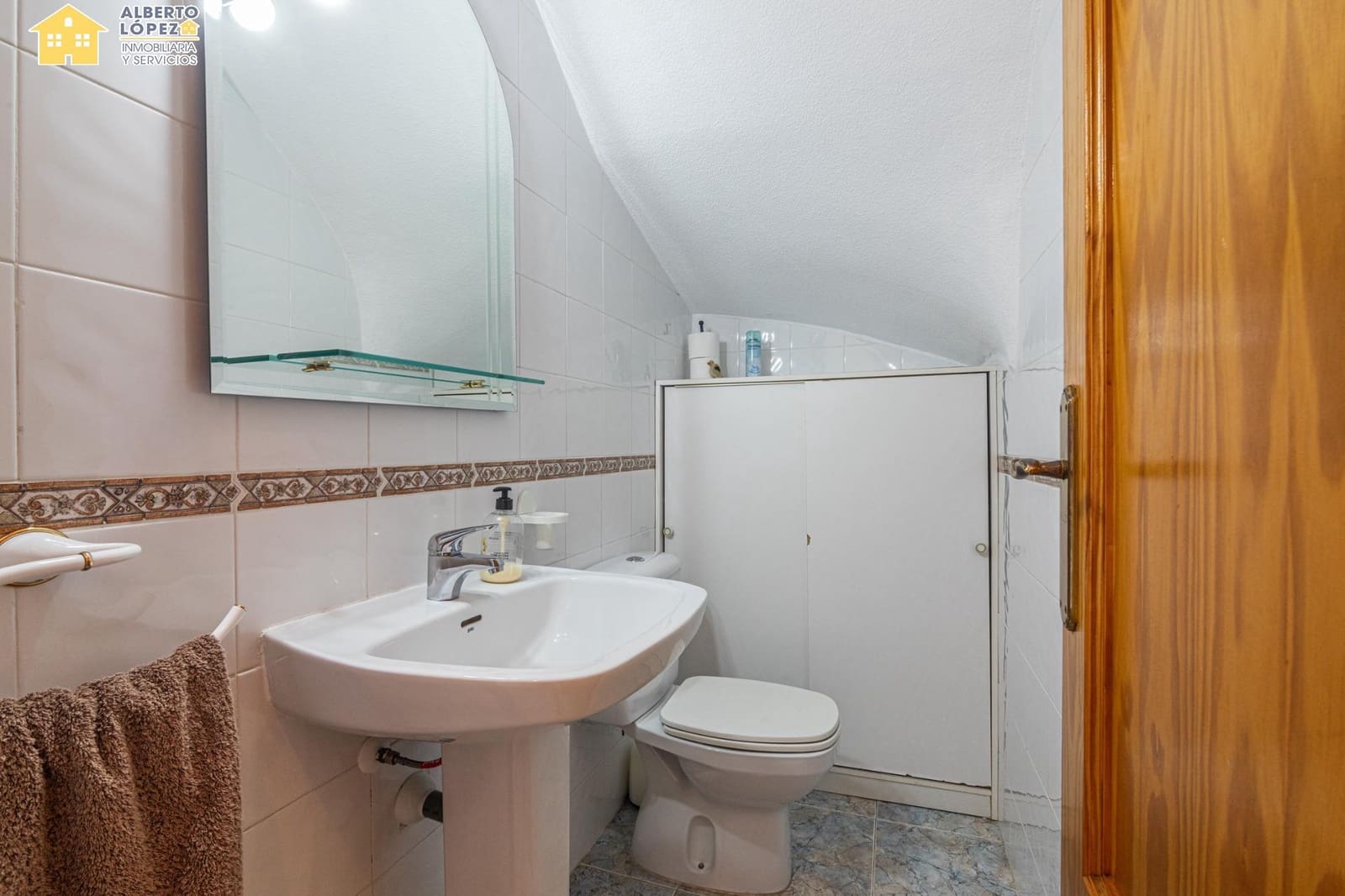 2 makuuhuone Bungalow myytävänä paikassa Arenales del Sol mukana uima-altaan - 250 000 € (Ref: 10120015)