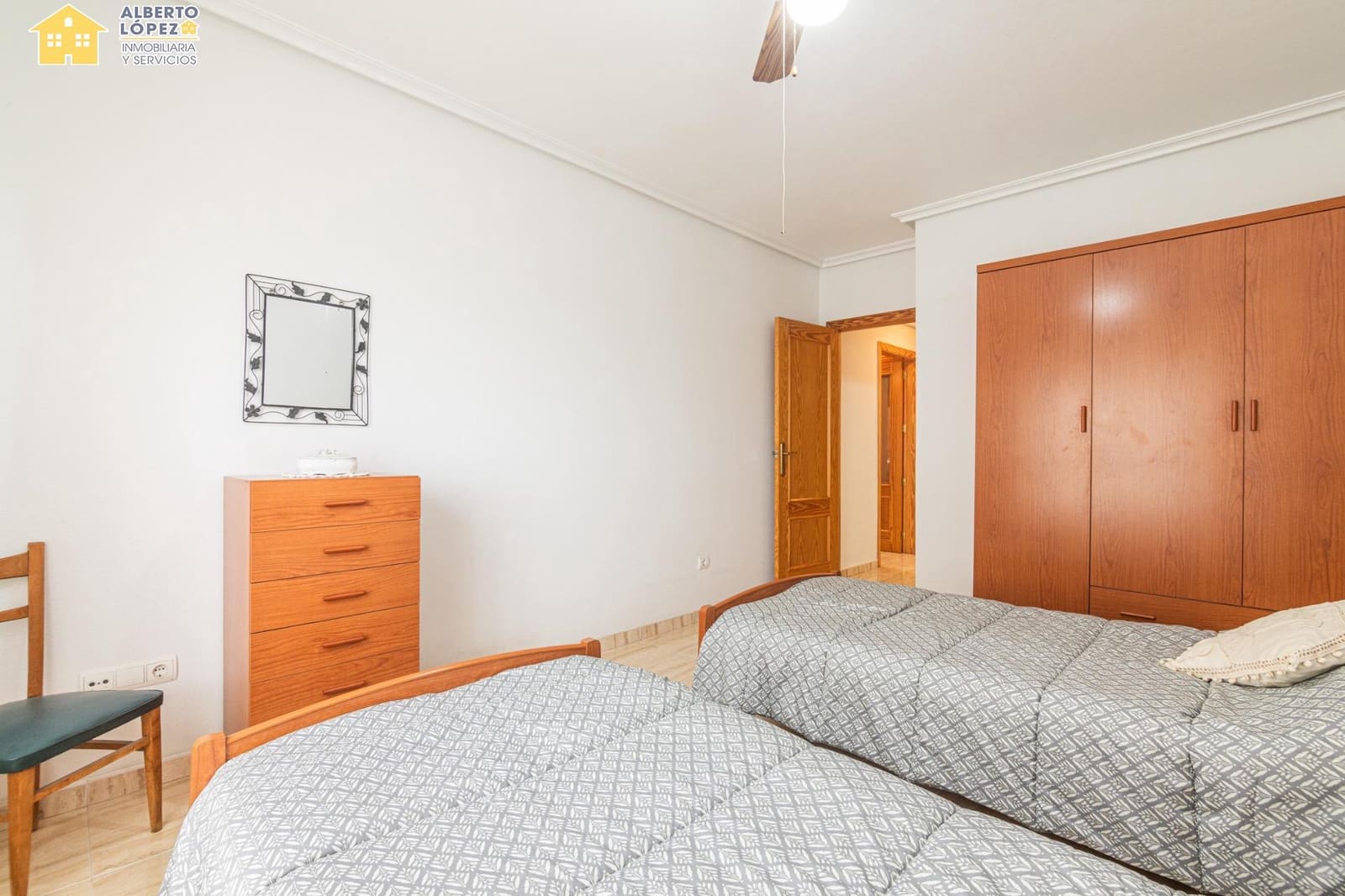 2 soverom Leilighet til salgs i El Altet med svømmebasseng - € 170 000 (Ref: 10168562)