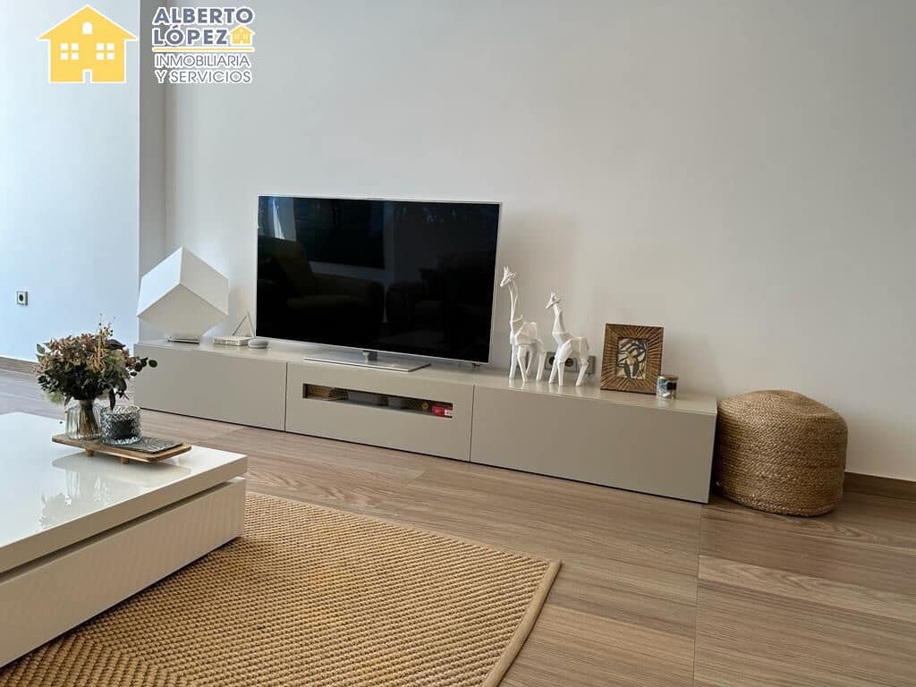 1 bedroom Flat for holiday rental in Arenales del Sol with pool - € 1,500 (Ref: 8469463)