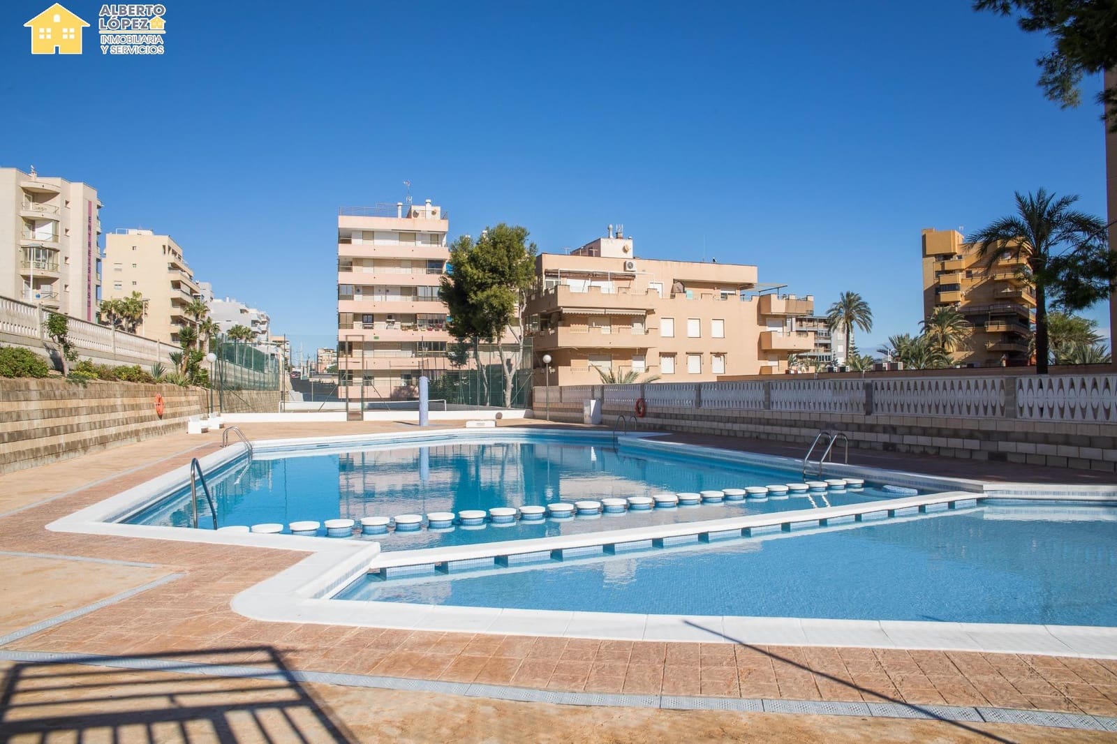 1 bedroom Flat for holiday rental in Arenales del Sol with pool - € 1,500 (Ref: 8469463)