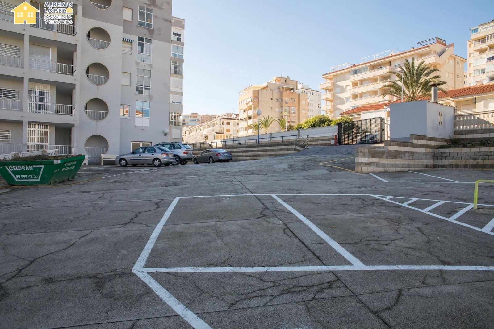 1 bedroom Flat for holiday rental in Arenales del Sol with pool - € 1,500 (Ref: 8469463)
