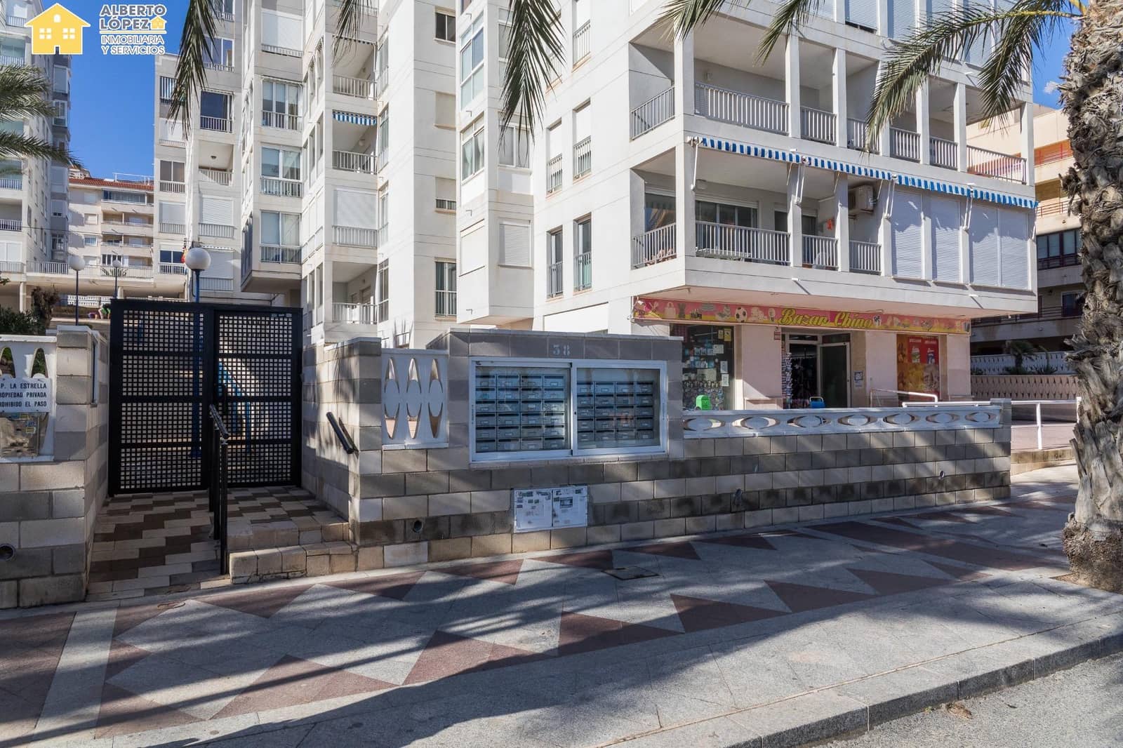 1 bedroom Flat for holiday rental in Arenales del Sol with pool - € 1,500 (Ref: 8469463)