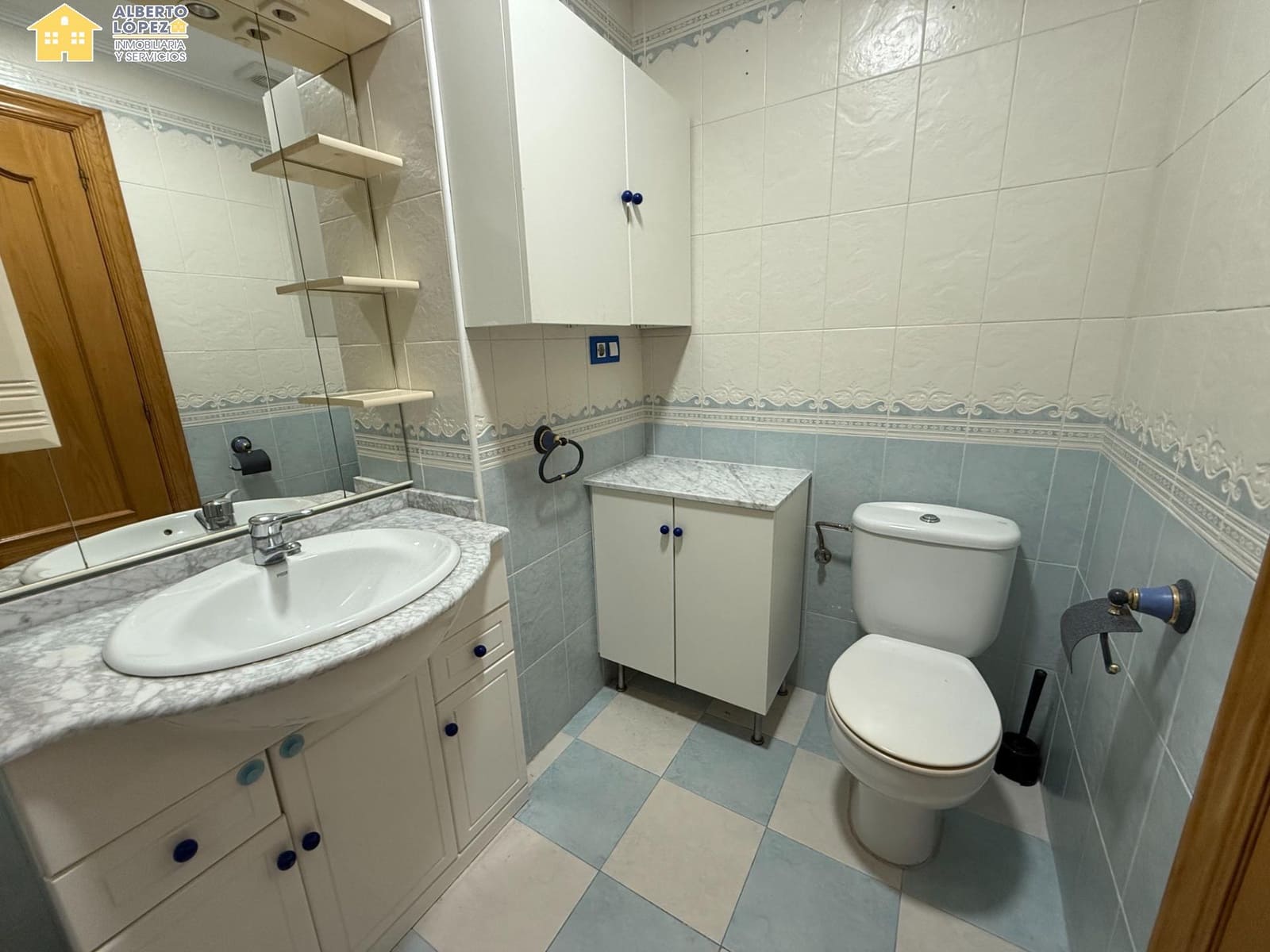 3 quarto Apartamento para arrendar em El Altet - 800 € (Ref: 8599572)