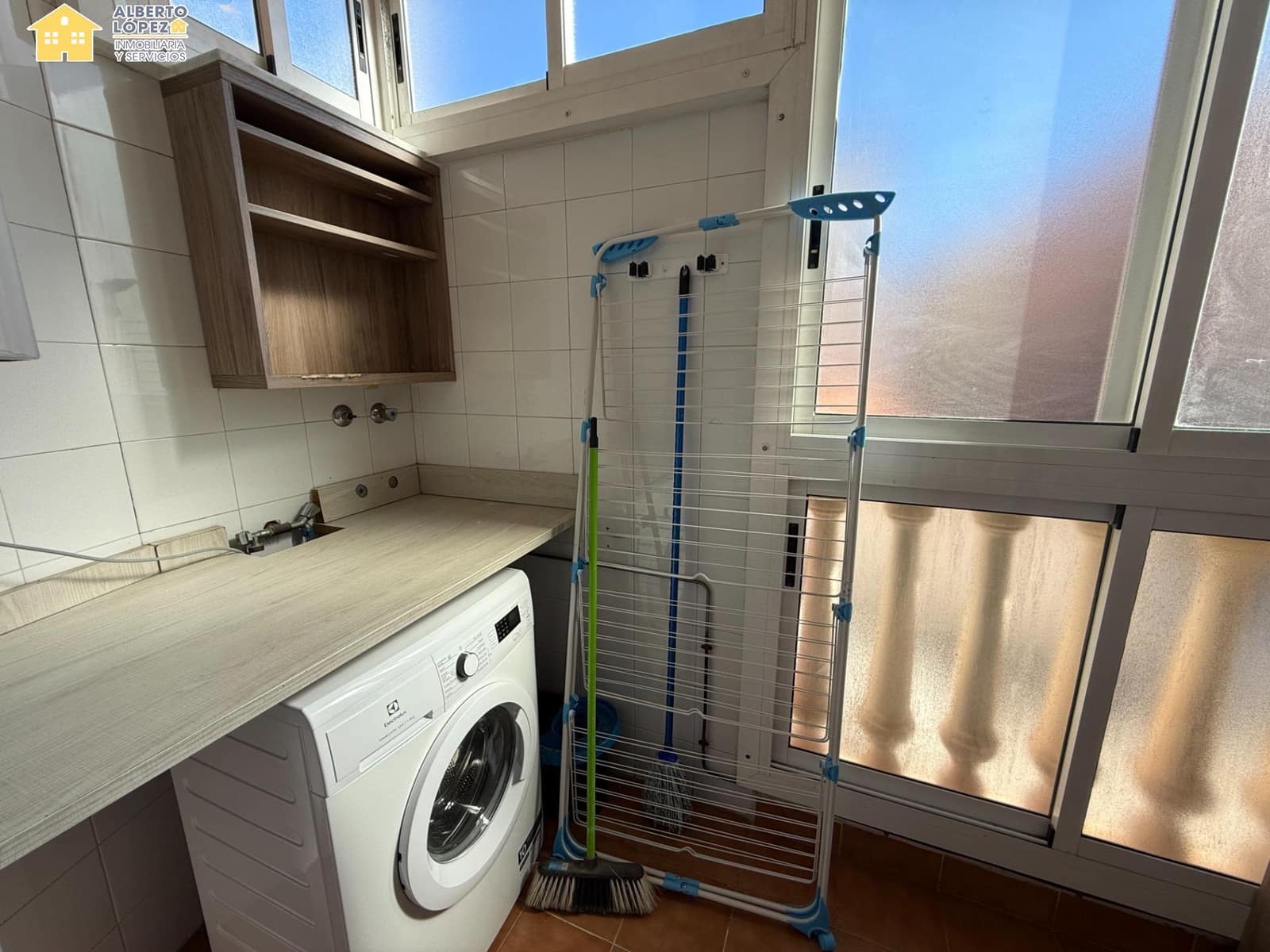 3 quarto Apartamento para arrendar em El Altet - 800 € (Ref: 8599572)