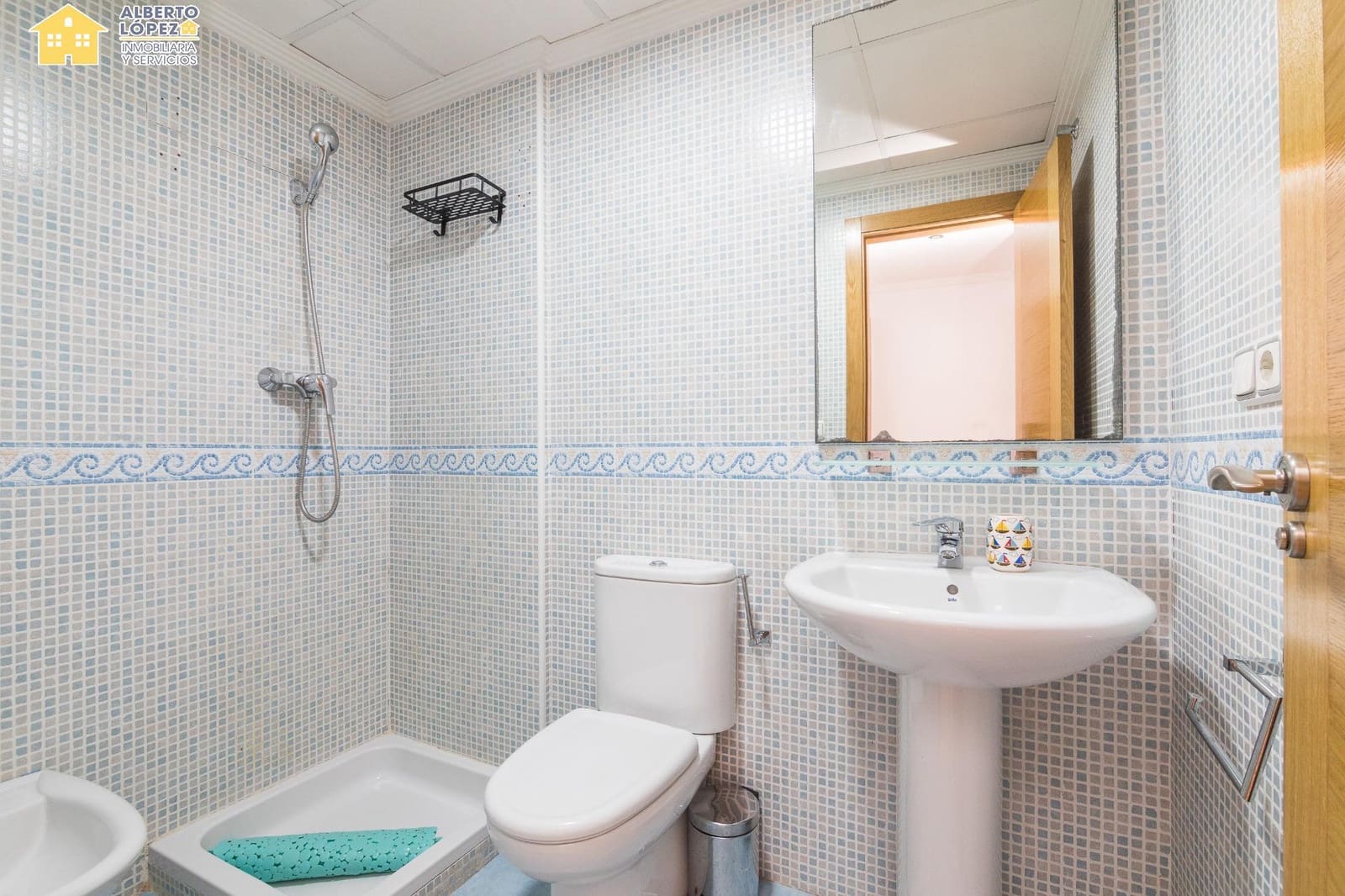 3 quarto Bungalow para venda em Arenales del Sol com piscina garagem - 470 000 € (Ref: 9282295)