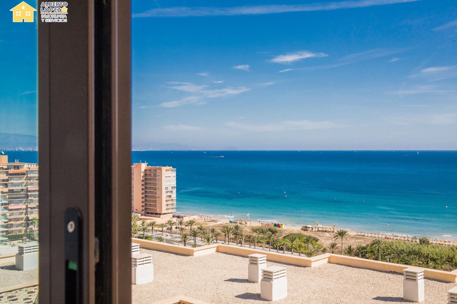 3 camera da letto Bungalow in vendita in Arenales del Sol con piscina garage - 458.000 € (Rif: 9282295)