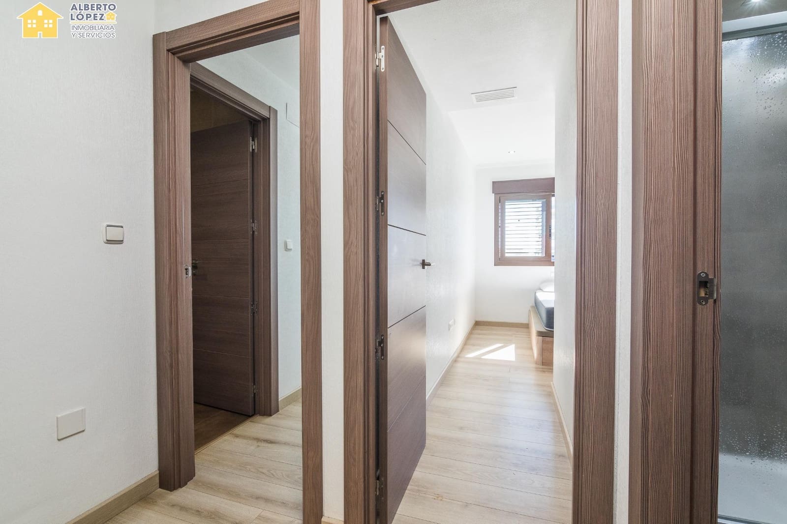 3 quarto Bungalow para venda em Arenales del Sol com piscina garagem - 425 000 € (Ref: 9367668)