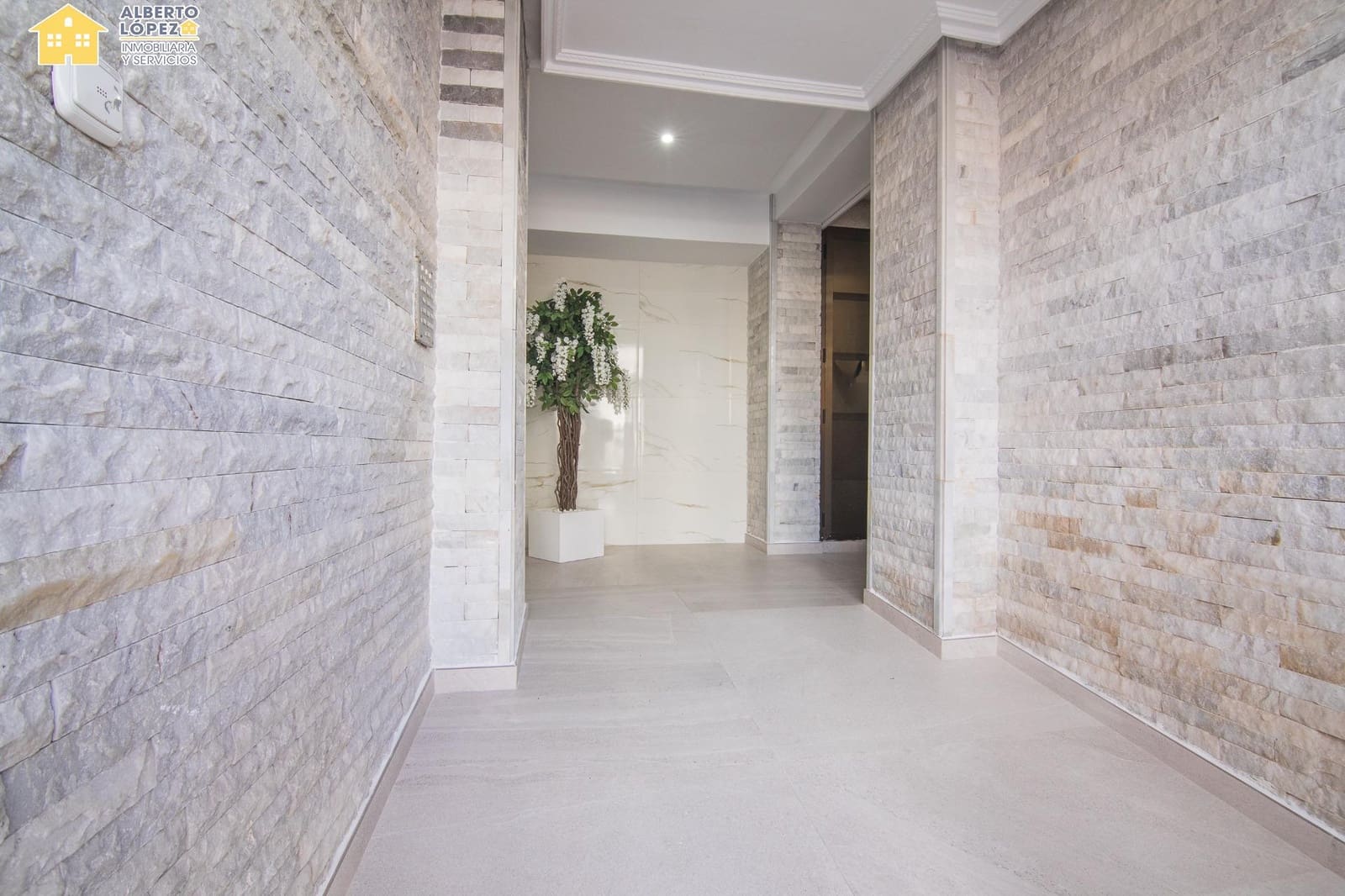 3 quarto Apartamento para venda em Santa Pola - 320 000 € (Ref: 9390995)