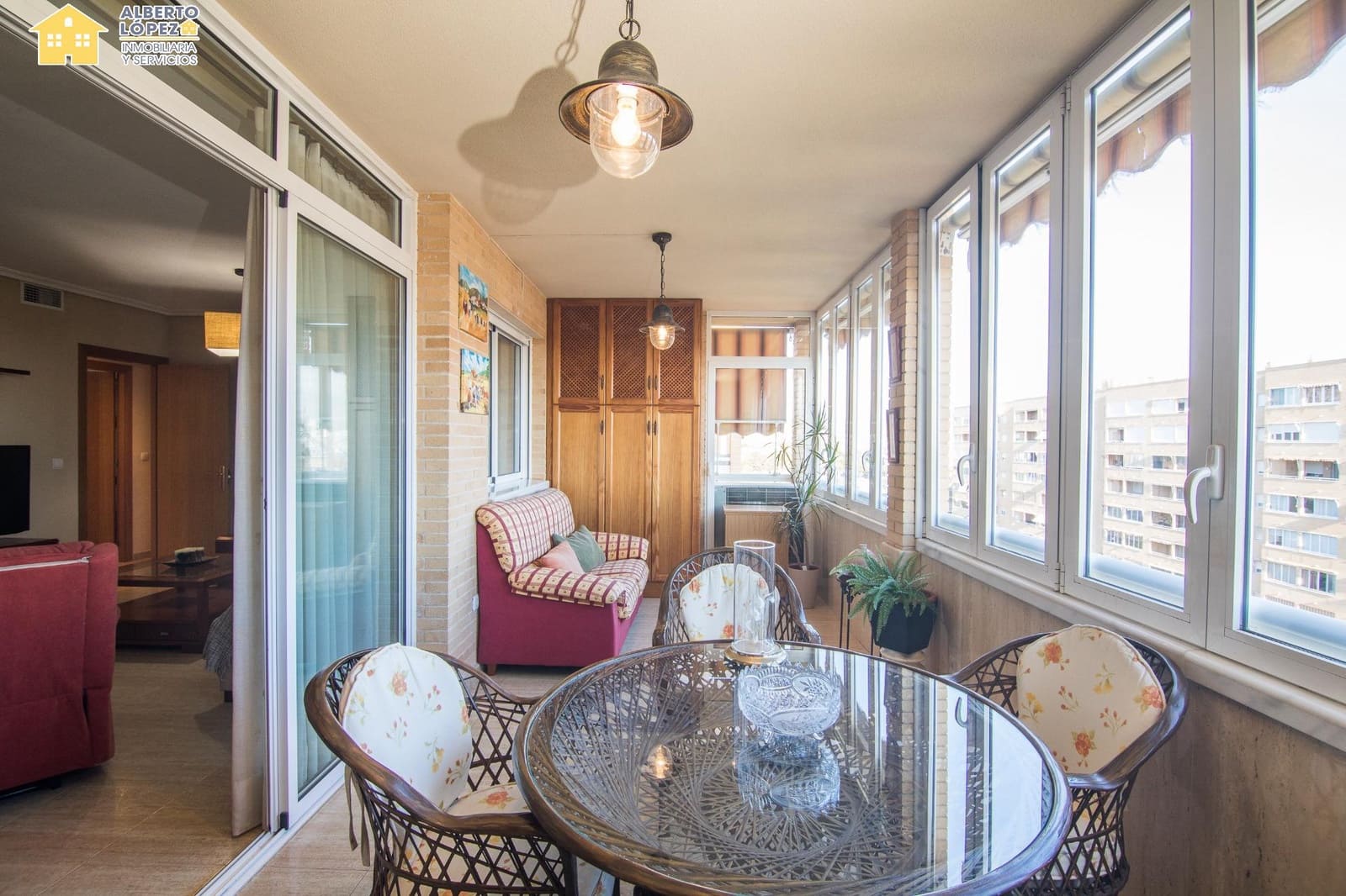 3 soverom Leilighet til salgs i Alicante by med svømmebasseng garasje - € 320 000 (Ref: 9398590)