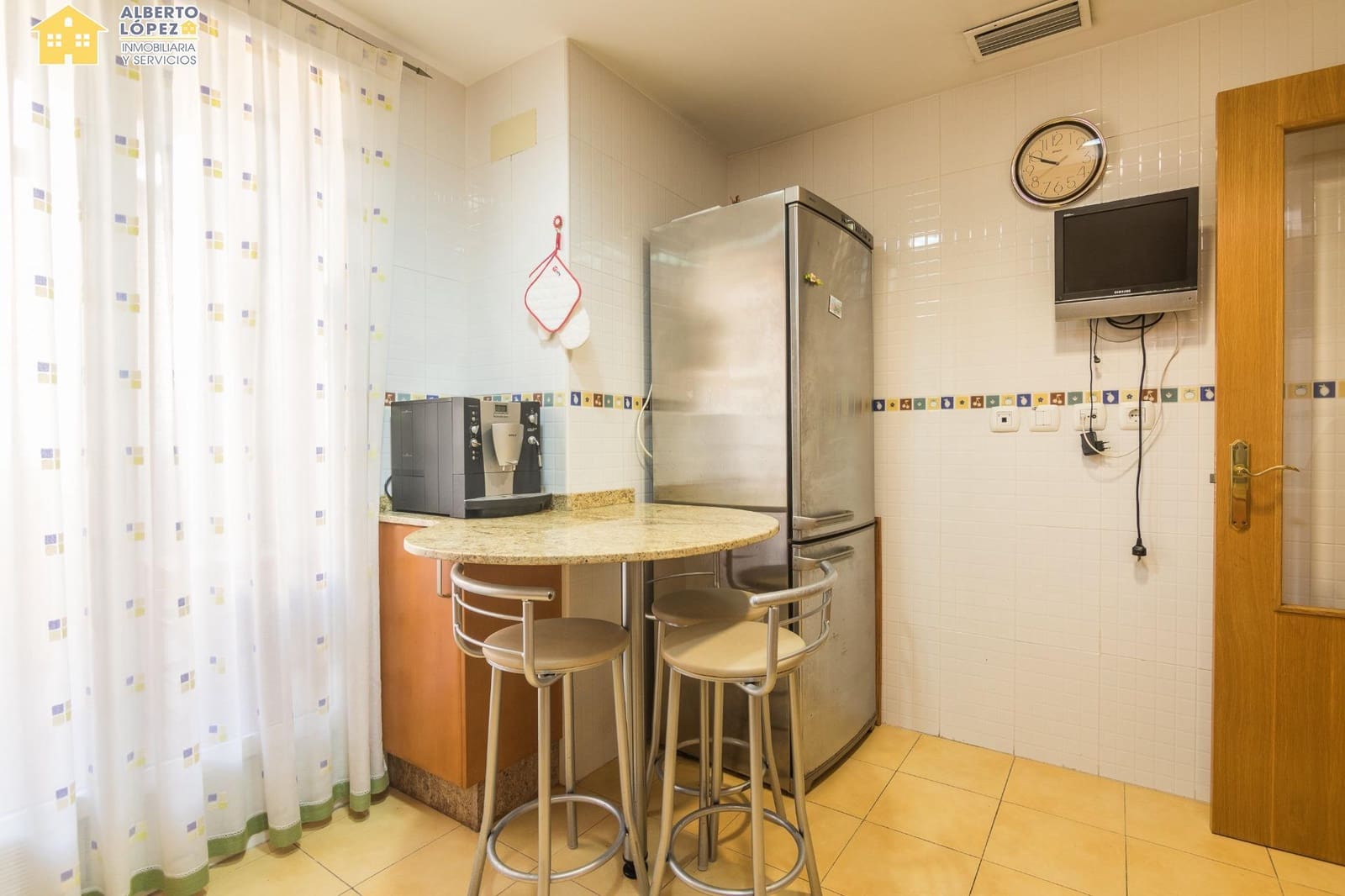 3 soverom Leilighet til salgs i Alicante by med svømmebasseng garasje - € 320 000 (Ref: 9398590)