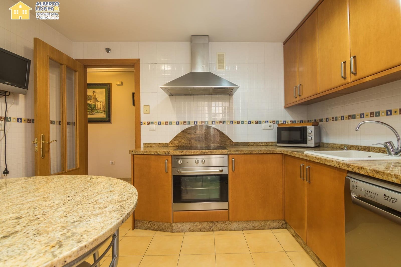 3 soverom Leilighet til salgs i Alicante by med svømmebasseng garasje - € 320 000 (Ref: 9398590)