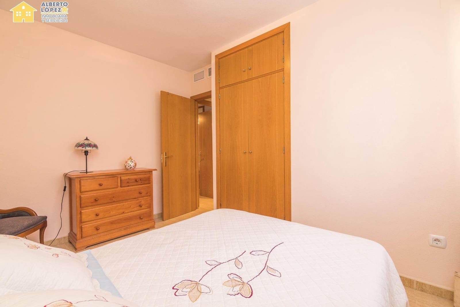 3 soverom Leilighet til salgs i Alicante by med svømmebasseng garasje - € 320 000 (Ref: 9398590)