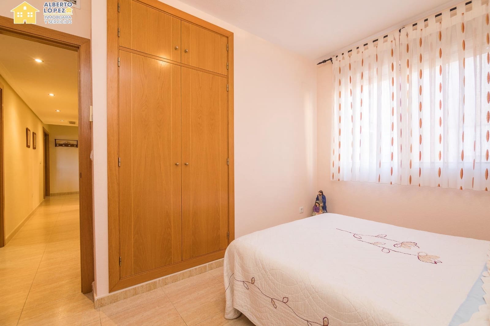 3 soverom Leilighet til salgs i Alicante by med svømmebasseng garasje - € 320 000 (Ref: 9398590)