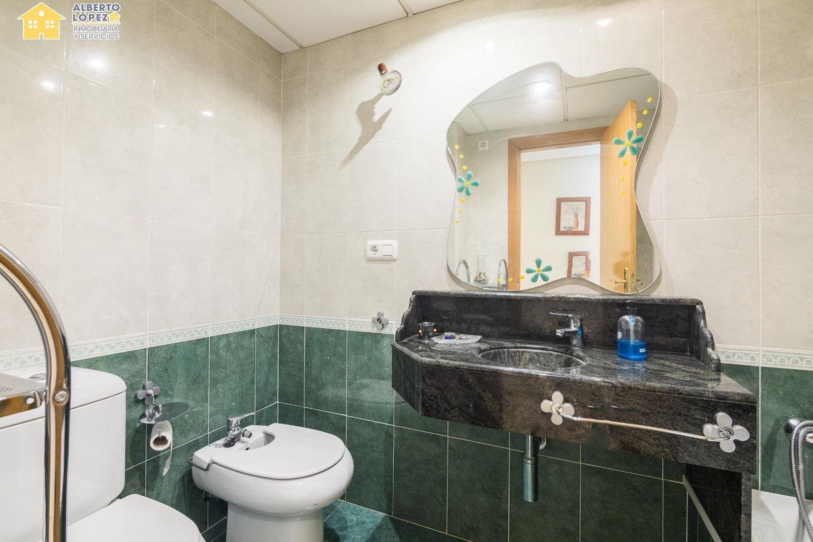 3 soverom Leilighet til salgs i Alicante by med svømmebasseng garasje - € 320 000 (Ref: 9398590)