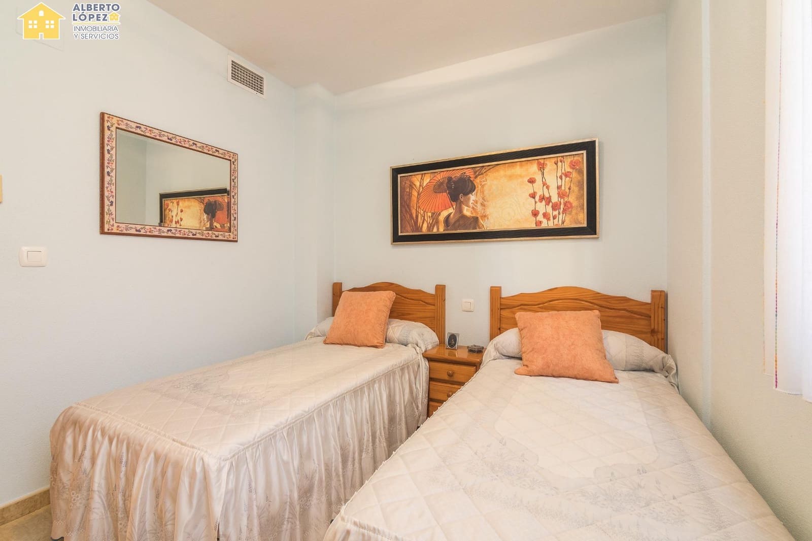 3 soverom Leilighet til salgs i Alicante by med svømmebasseng garasje - € 320 000 (Ref: 9398590)