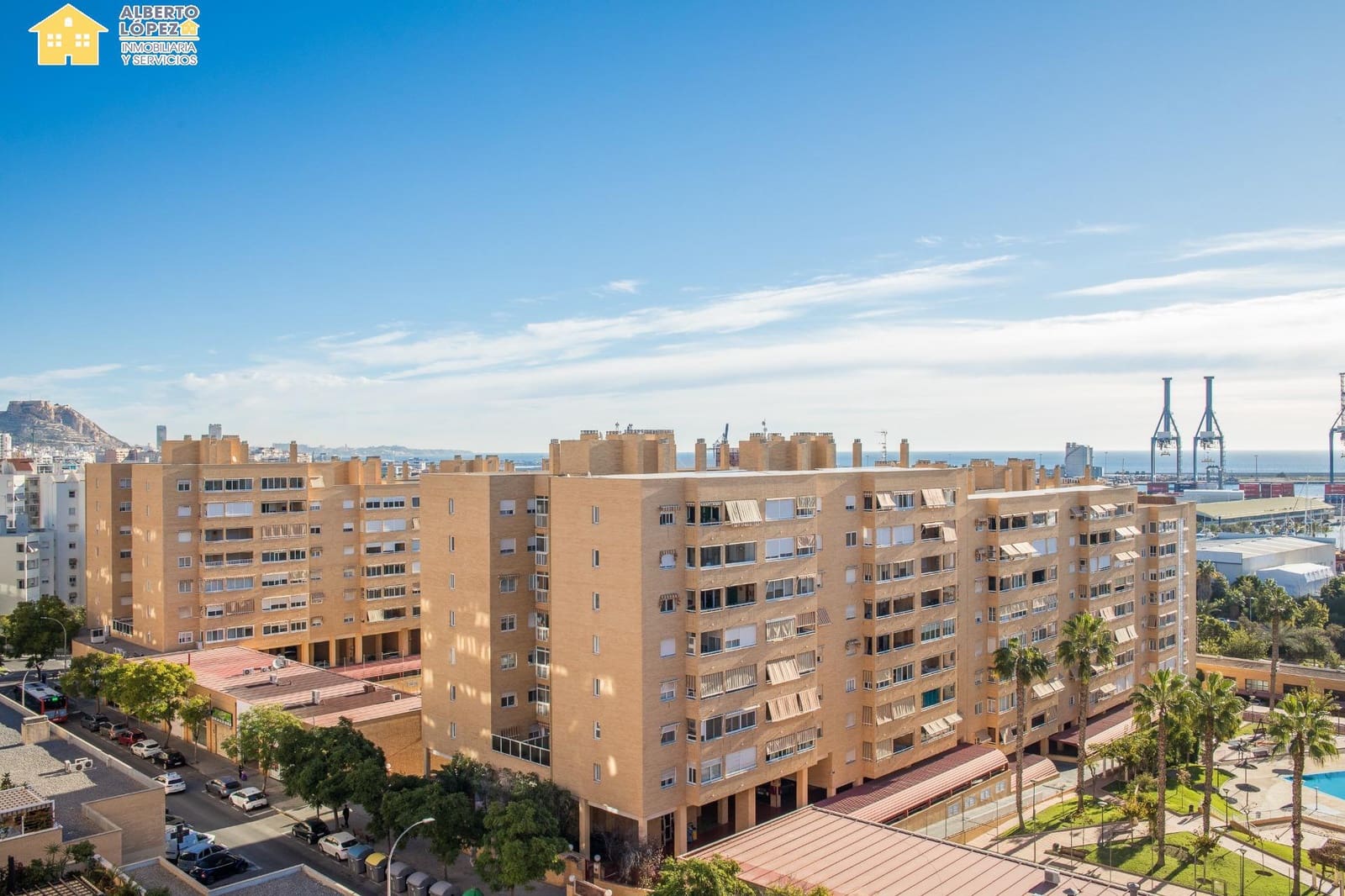 3 soverom Leilighet til salgs i Alicante by med svømmebasseng garasje - € 320 000 (Ref: 9398590)