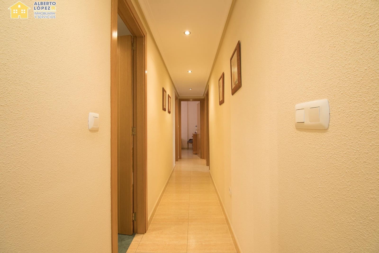 3 soverom Leilighet til salgs i Alicante by med svømmebasseng garasje - € 320 000 (Ref: 9398590)