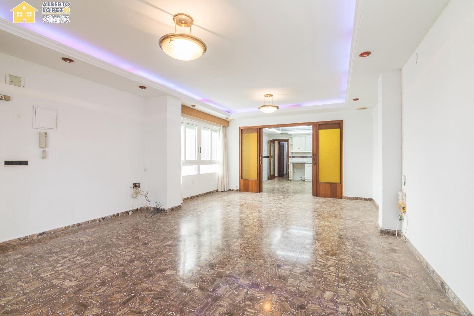 5 sypialnia Penthouse na sprzedaż w Elche / Elx - 390 000 € (Ref: 9398591)