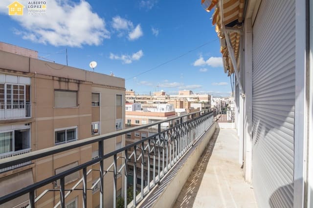 5 sypialnia Penthouse na sprzedaż w Centro, Elche / Elx - 390 000 € (Ref: 9398591)