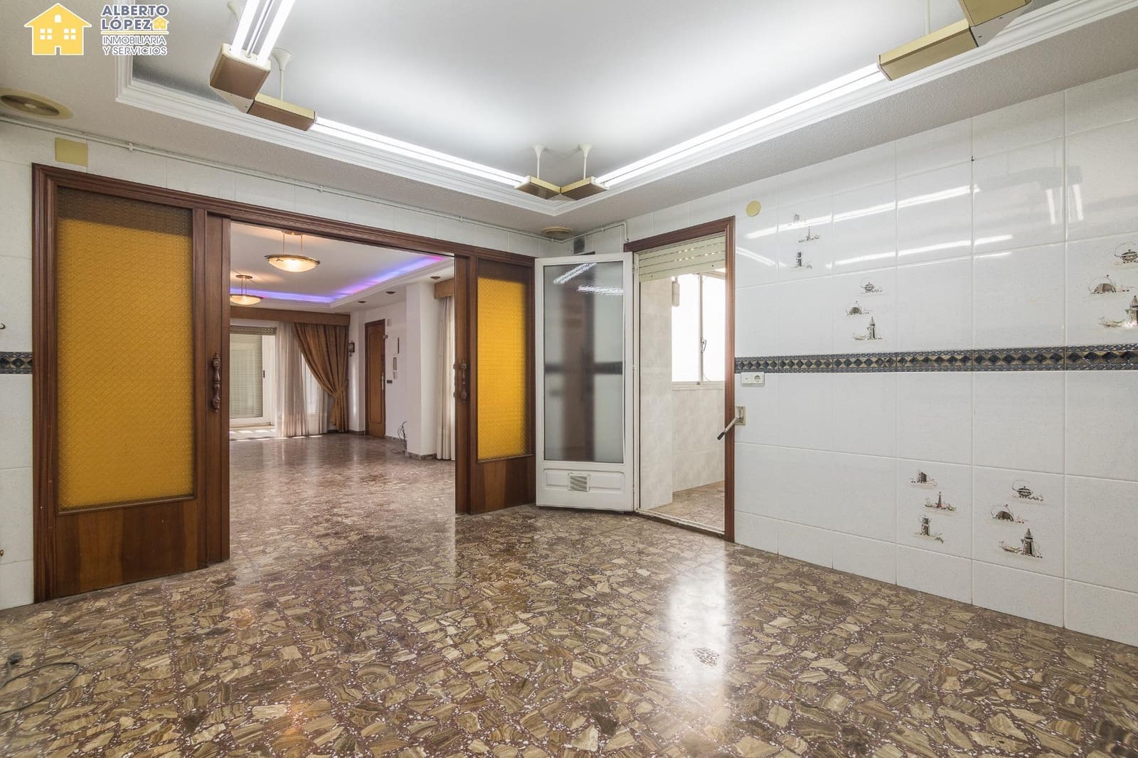 5 sypialnia Penthouse na sprzedaż w Elche / Elx - 390 000 € (Ref: 9398591)