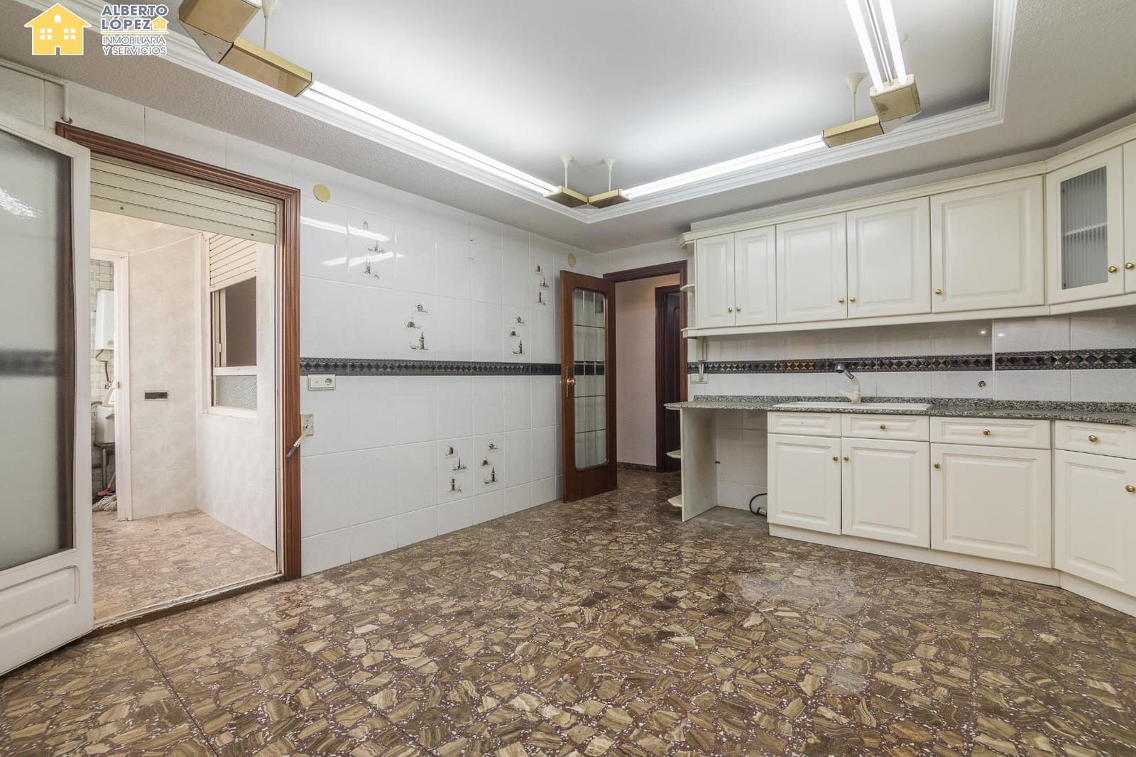 5 sypialnia Penthouse na sprzedaż w Elche / Elx - 390 000 € (Ref: 9398591)